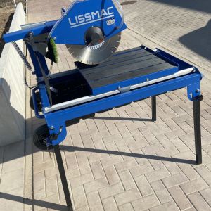 baustellen-geraete.jpg?ts=1728380853